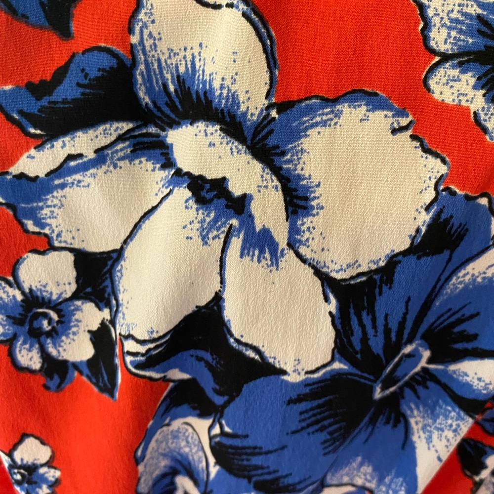 Red Midi Maternity Dress Hawaiian Floral Pattern - Picture 6 of 6